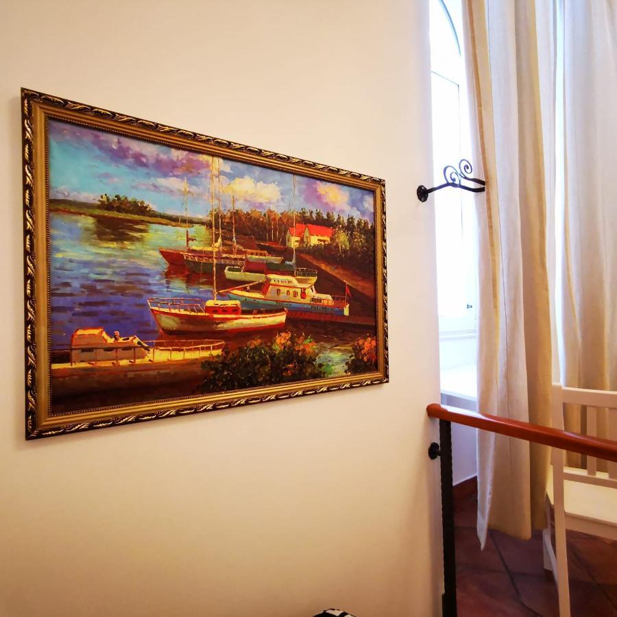 Room N.22 Suite & Apartment Таранто Экстерьер фото